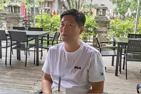 阿尔法戴上了新“蒜鸟”！宝哥在武汉体验粮道街汉味早点图片