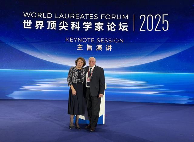 顶科协奖得主埃默尔：不追热点，只盯着“没弄明白的小问题”