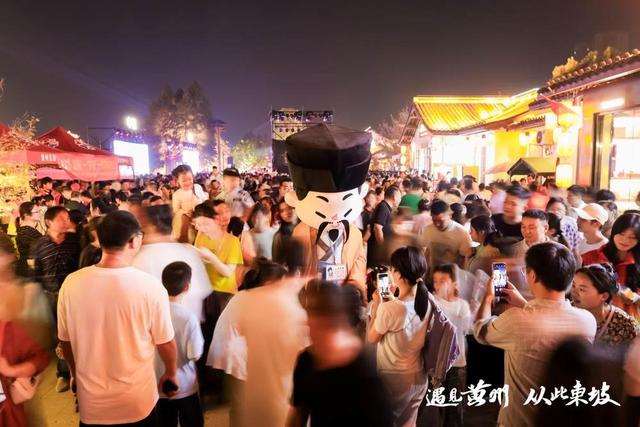 黄冈东坡文化夜游项目助推鄂东文旅融合示范区建设