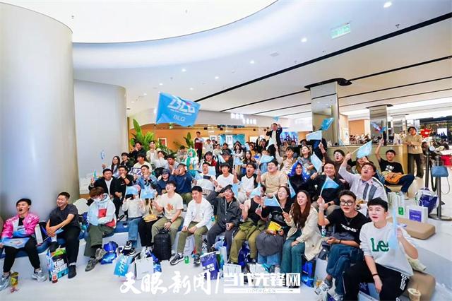 大城小店丨手机卖得好，贵阳OPPO旗舰店有啥“生存法宝”？