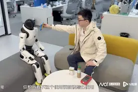 腾讯入股华为天才少年机器人公司，此前投资的机器人冲IPO图片