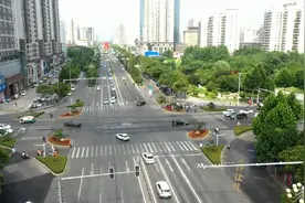 河南：高温来袭 专家提醒注意防暑降温图片