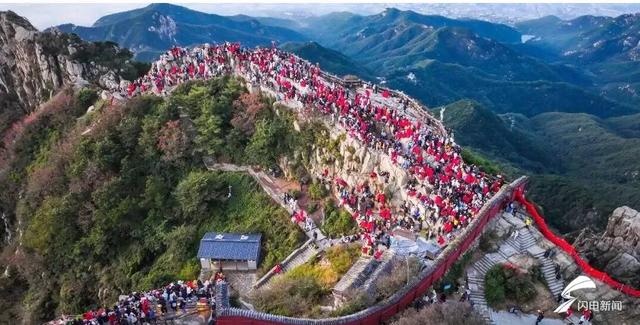 组图丨泰山之巅 与太阳庄严赴约