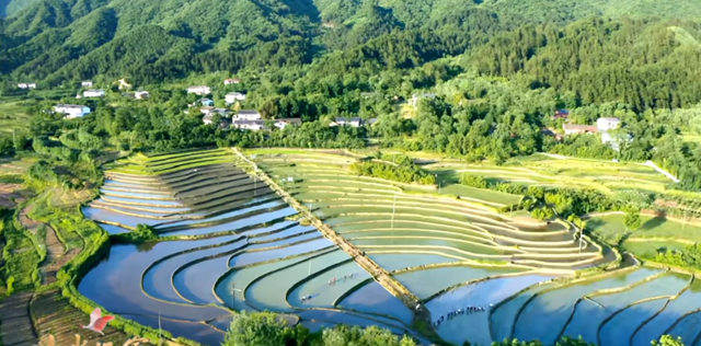 约好国庆游陕西丨陕南山水藏秋意 果香四溢等您来