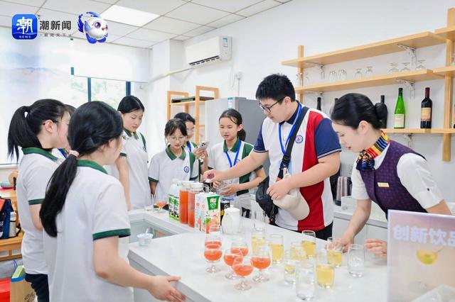 校园新探丨国航浙江参观纪实：10后学子心中埋下的航空梦种子如何发芽？