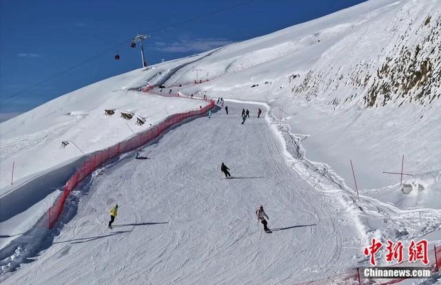 这座7万人口的县城即将涌入80万人，只为一项运动……