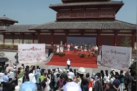 洛阳古墓博物馆上演“乐舞复活记”图片