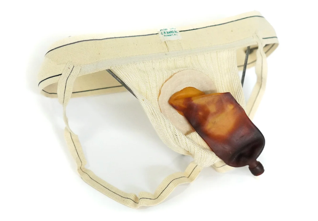 宇航员如何在太空解决生理需求