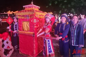罗溪瑶族服饰彰显新时尚图片