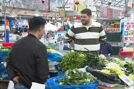 2500名外国游客乘邮轮来上海，玩了什么？视频封面