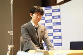 丁浩逆转党毅飞成功卫冕，成为中国首位“00后”“三冠王”图片