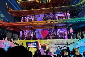 长沙首个古阁跨年光影秀惊艳亮相，天心阁光影公园举办“悦夜悦天心·国潮破晓迎新年”图片