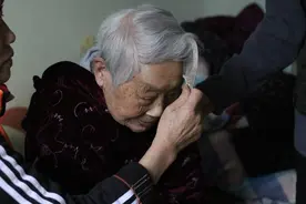 南京大屠杀幸存者：只要身体允许，就要把历史讲下去图片