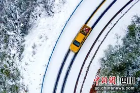 眉山：1000余名电力人坚守一线保供电图片