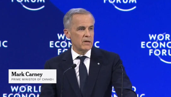 鲍韶山:美国现在连“遮羞布”也不需要了