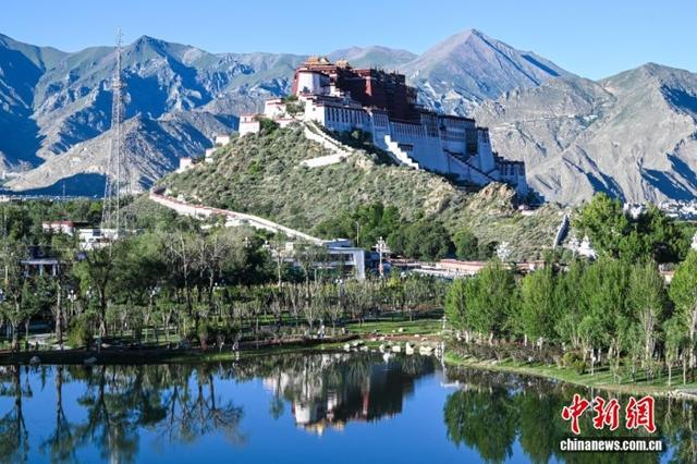 雪域高原一甲子，习近平情牵西藏