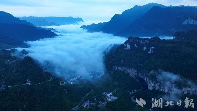 咸丰：雾涌黄金洞