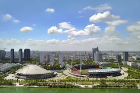 历史性跨越！慈溪跻身存贷款超万亿城市行列图片