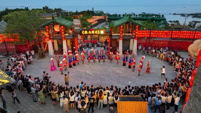 首破300万！新湄洲，新跃升！岛岸文旅融合谱新篇！