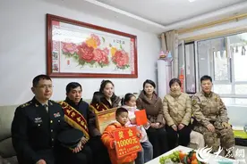 济宁高新区为荣立二等功现役军人家庭送喜报图片