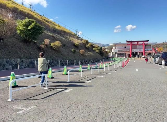 赴日游降温下的从业者，「每天都在处理退款」