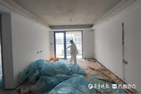 壹点帮办|裂缝、渗水等问题未解决，烟台一业主称买新房难入住图片