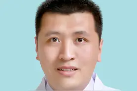 动一动就天旋地转，咋回事？烟台市奇山医院专家带你认识“耳石症”图片