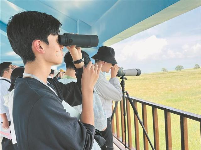 高原湖畔的和平之约