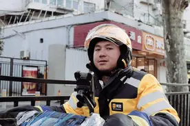 他为还债在上海跑外卖，3年“狂奔”挣了102万