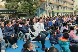 航海西路小学思政大讲堂：大国重器启童梦 思政之光耀未来图片