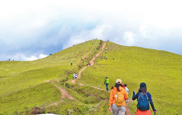 户外运动产业的“春城图鉴”