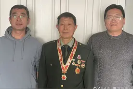 一等功臣吕传智：“替牺牲战友好好活着，他们才是英雄”图片