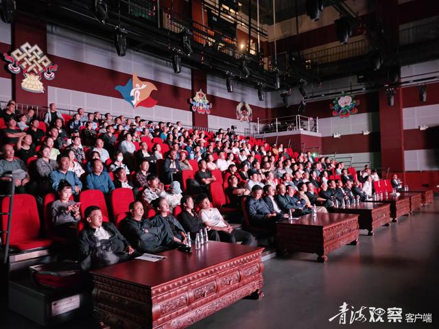 借影传情展文旅魅力！海南州举办 “跟着电影去旅行” 文旅推介活动