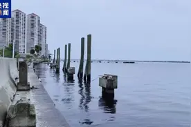 “米尔顿”逼近 美国佛州将遭遇两周内第二次强飓风侵袭图片