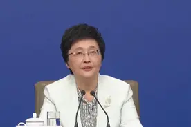 人社部：今年起连续三年每年补贴职业技能培训1000万人次以上视频封面