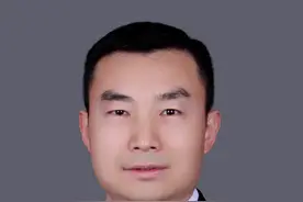睡眠科医生与他的10万位失眠患者图片