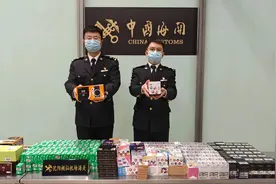 拍立得、相纸、动漫卡片……沈阳海关发现未申报超量物品334件图片