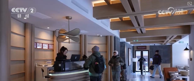 从“观赏”到“玩转” 冰雪消费新趋势、新亮点持续拓展冬季消费新空间