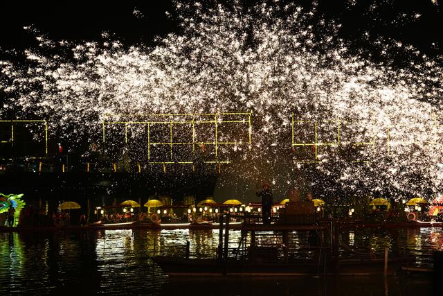 湖南南岳：衡山脚下夜缤纷