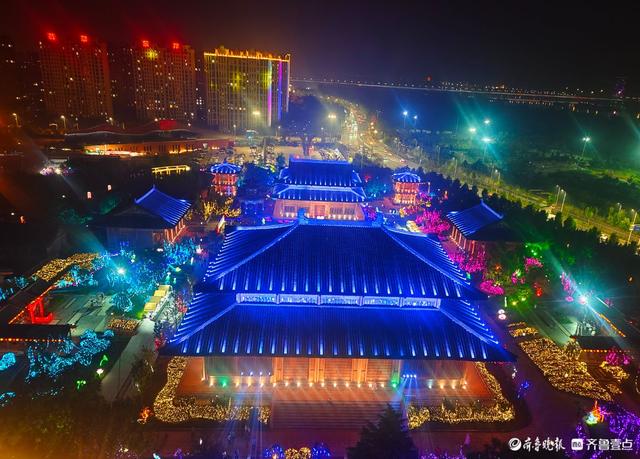双节拍|国庆夜登皇山阁，观沂河岸边美景