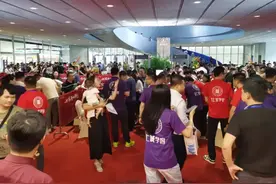 超744批客户抢332套房，当日告罄！深圳楼市新政后新房市场热度持续！图片