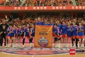 新赛季WCBA揭幕 四川女篮战胜江苏取得开门红图片