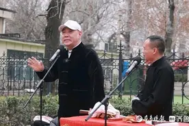 泉城曲艺江湖里的守望者——王超图片