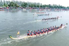 2024年中国龙舟公开赛湖北仙桃站决赛举行 28支龙舟队竞技排湖风景区图片