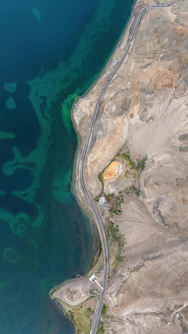 中国“最美”自驾线路，比G318更顶级