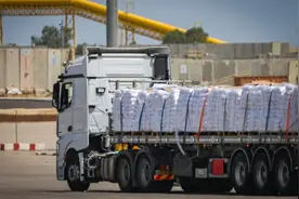 以称已有物资获准进入加沙 加沙媒体办公室：杯水车薪图片