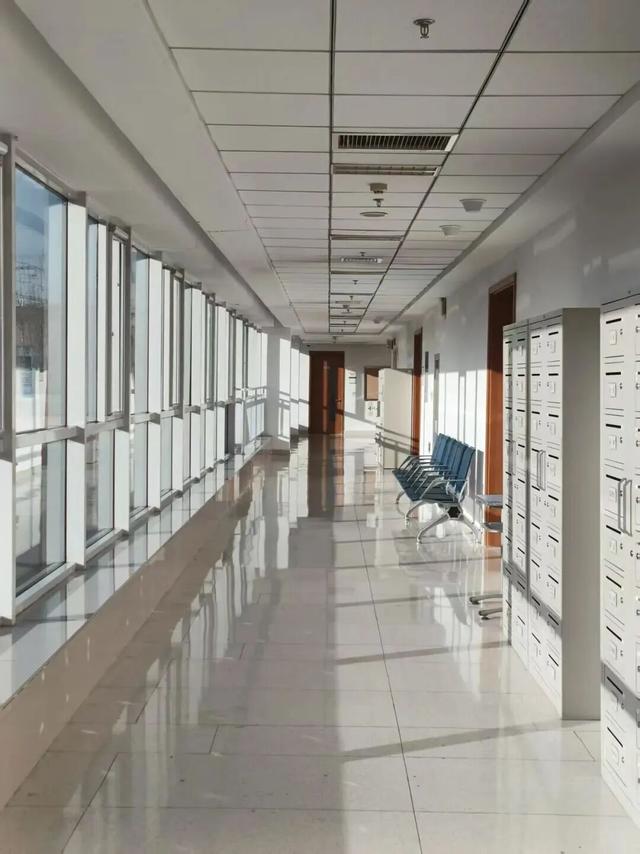 推开南开的窗，你会看到——