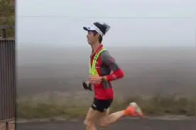 “跑进”巴黎奥运会！揭秘“最快快递小哥”栾玉帅图片