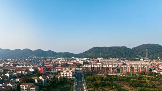 武汉这个街道藏不住了！已吸引百万人次