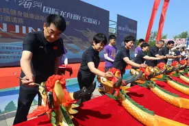 “体彩杯”2025年天津市全民健身健康运动会龙舟赛（宝坻站）暨第二届京津冀职工龙舟邀请赛举办图片